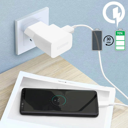 Carregador USB-A Oficial Samsung Incluí cabo USB-A para USB-C 15W EP-DR140AWE